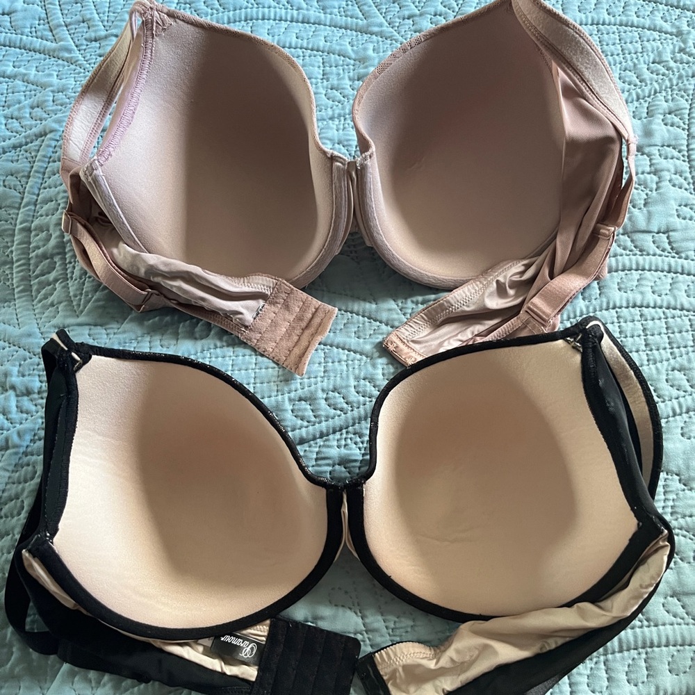 Paramour Set of Two Gently Used Bras Size 42 C
